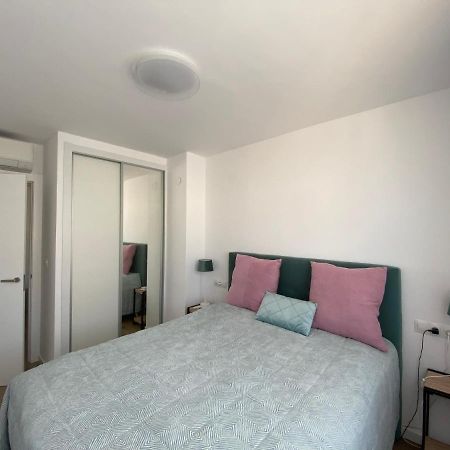 Relaxing Modern Beachfront Apartment - Amazing Sea View Calpe Bagian luar foto