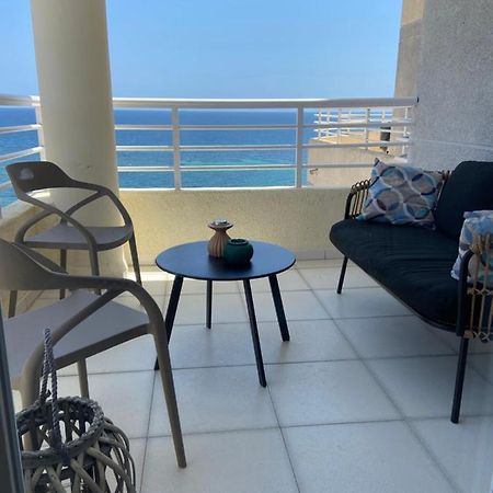 Relaxing Modern Beachfront Apartment - Amazing Sea View Calpe Bagian luar foto