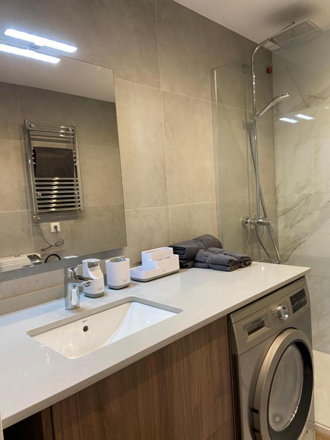 Relaxing Modern Beachfront Apartment - Amazing Sea View Calpe Bagian luar foto