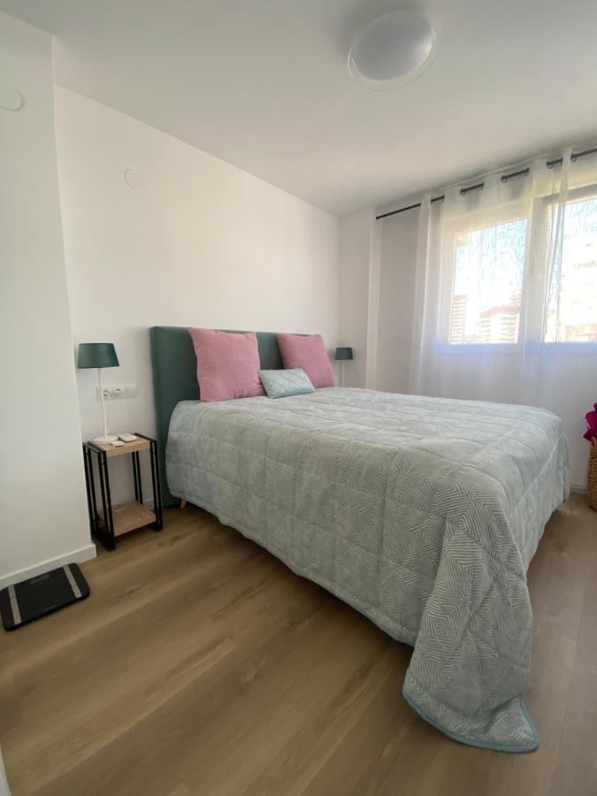 Relaxing Modern Beachfront Apartment - Amazing Sea View Calpe Bagian luar foto
